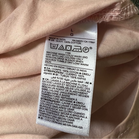 OLD NAVY Salmon Pink Long-Sleeve Smocked Cotton Poplin Button Down Blouse Shirt - Picture 13 of 13